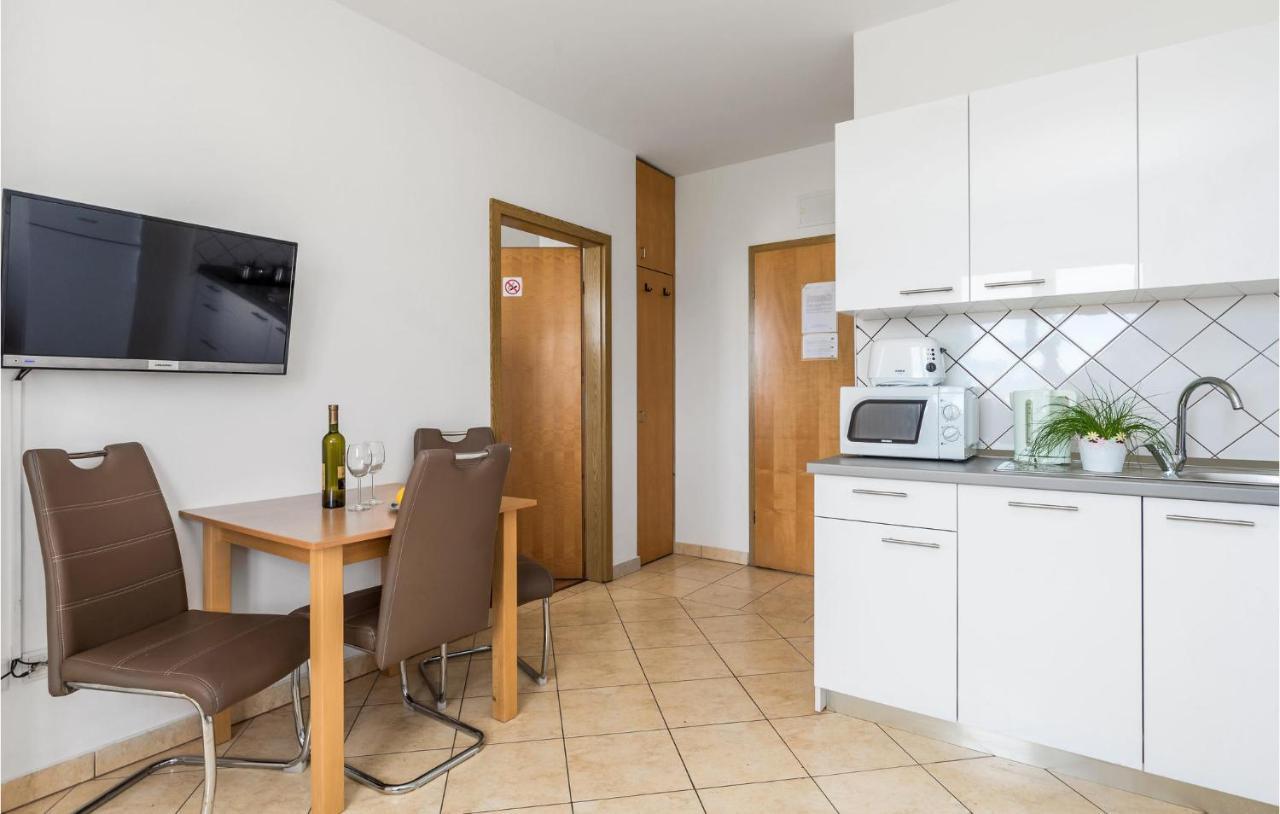 Nice Apartment In Volosko With Kitchen Exterior photo